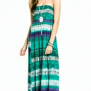 🌷Sunday Sale!🌷Beautiful colors, maxi tube dress.